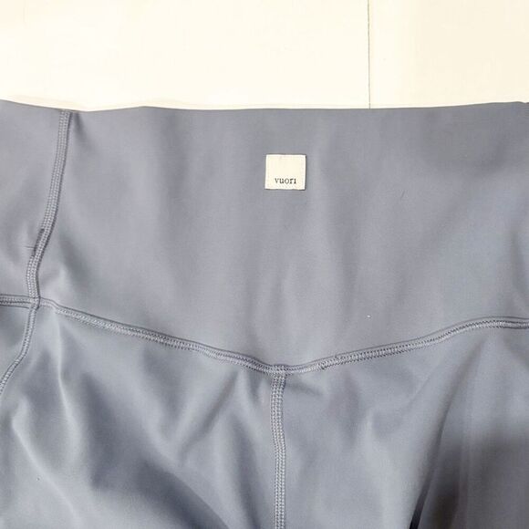 Vuori Studio Pocket Leggings Light Azure Blue Pockets M $98.00 Stretch - Picture 6 of 6